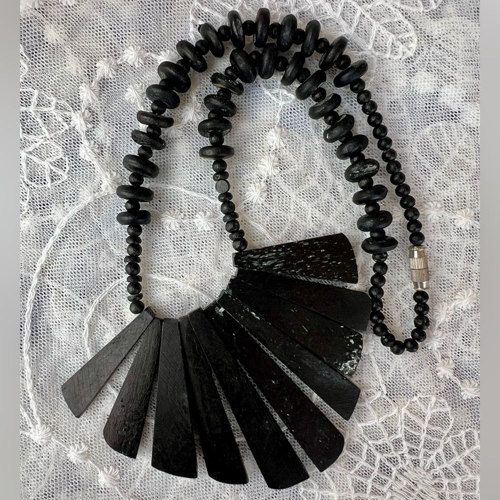 Fun Funky Black Coconut Shell Statement Necklace - Picture 5 of 7